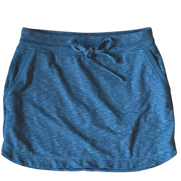 Athleta Techie Terry Space Gray Mini Skirt Size Medium Drawstring Pockets - Picture 2 of 6
